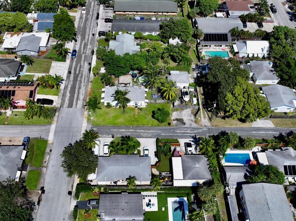 416 11th Avenue S, Lake Worth Beach FL 33460