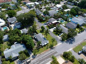 416 11th Avenue S, Lake Worth Beach FL 33460