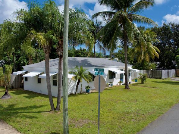 416 11th Avenue S, Lake Worth Beach FL 33460