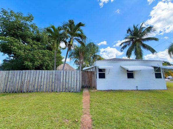 416 11th Avenue S, Lake Worth Beach FL 33460