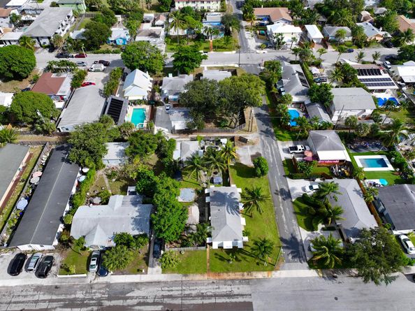 416 11th Avenue S, Lake Worth Beach FL 33460