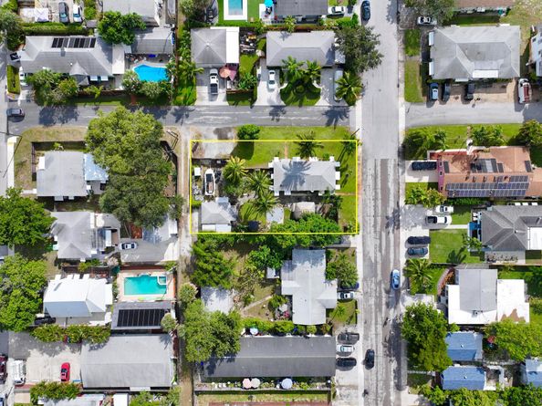 416 11th Avenue S, Lake Worth Beach FL 33460