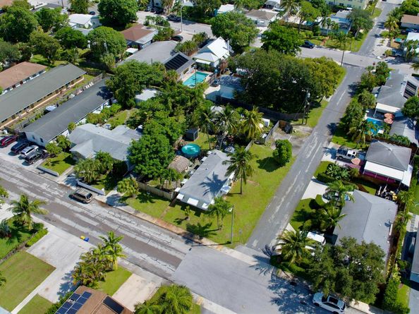 416 11th Avenue S, Lake Worth Beach FL 33460