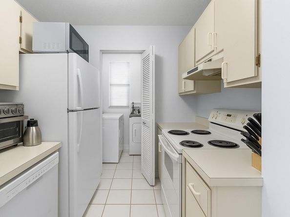 2918 NE 8th Ter 204, Wilton Manors FL 33334