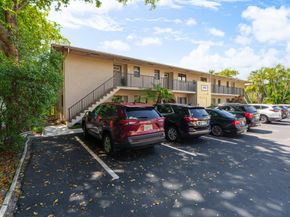 2918 NE 8th Ter 204, Wilton Manors FL 33334