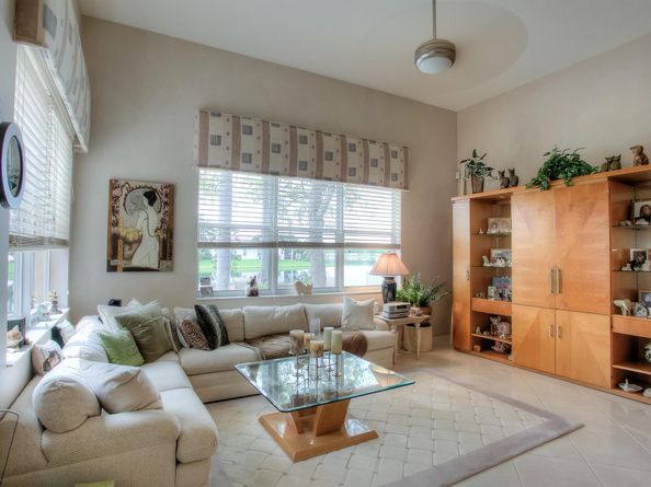 9748 Via Verga Street, Lake Worth FL 33467