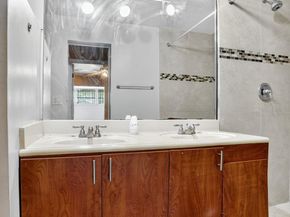 871 SW 10th St, Pompano Beach FL 33060