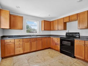 871 SW 10th St, Pompano Beach FL 33060