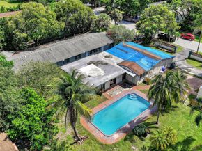 871 SW 10th St, Pompano Beach FL 33060