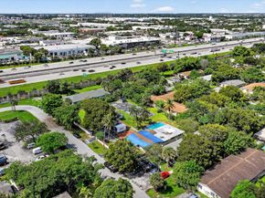 871 SW 10th St, Pompano Beach FL 33060
