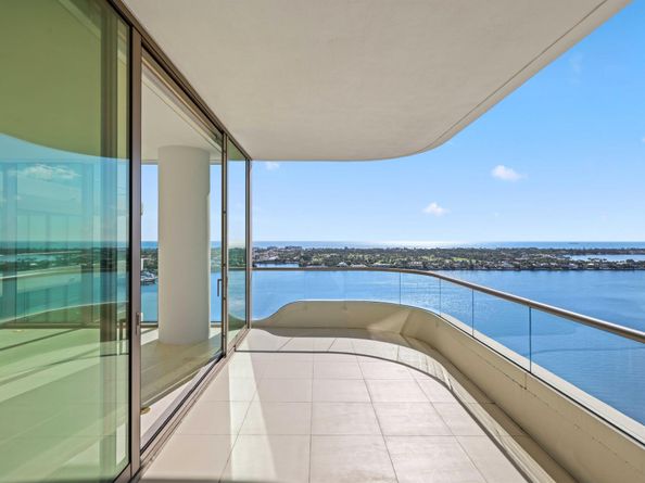 200 Arkona Court 1803, West Palm Beach FL 33401