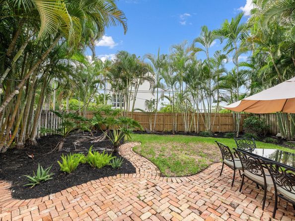712 SE 11th Court, Fort Lauderdale FL 33316