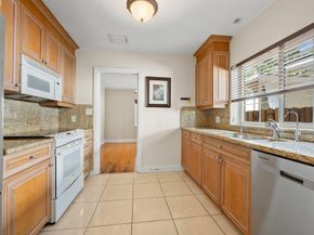 712 SE 11th Court, Fort Lauderdale FL 33316