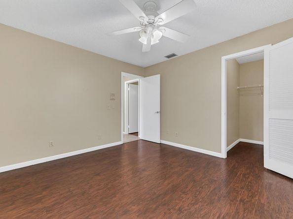 5001 Woodstone Circle, Lake Worth FL 33463