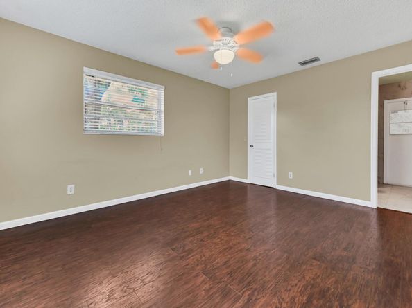 5001 Woodstone Circle, Lake Worth FL 33463