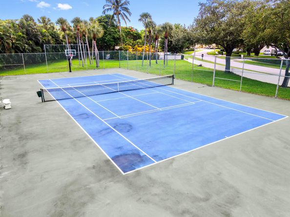 1900 Consulate Place 604, West Palm Beach FL 33401