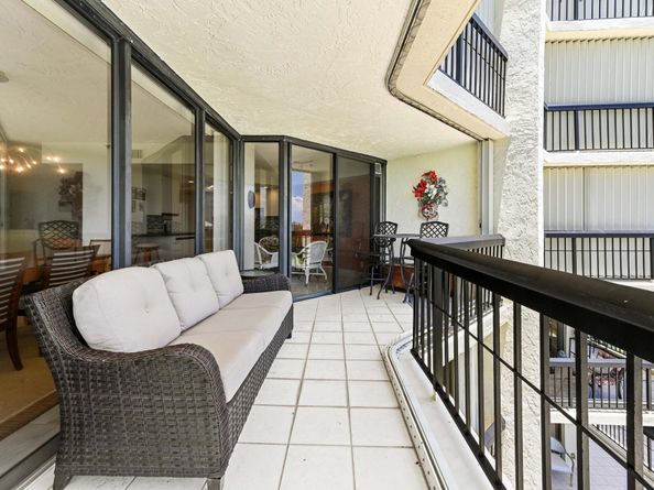 1900 Consulate Place 604, West Palm Beach FL 33401