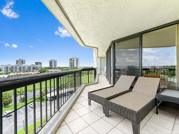 1900 Consulate Place 604, West Palm Beach FL 33401
