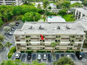 555 Banyan Tree Lane 302, Delray Beach FL 33483