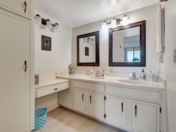 555 Banyan Tree Lane 302, Delray Beach FL 33483