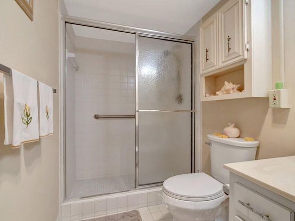 555 Banyan Tree Lane 302, Delray Beach FL 33483