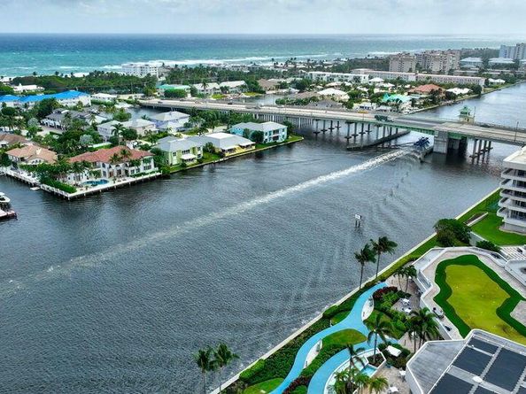 555 Banyan Tree Lane 302, Delray Beach FL 33483