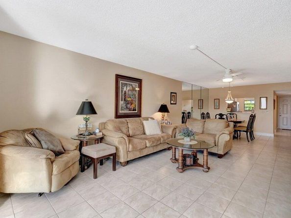 555 Banyan Tree Lane 302, Delray Beach FL 33483