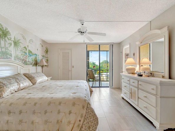 555 Banyan Tree Lane 302, Delray Beach FL 33483