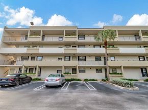 555 Banyan Tree Lane 302, Delray Beach FL 33483