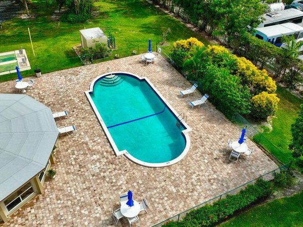 555 Banyan Tree Lane 302, Delray Beach FL 33483