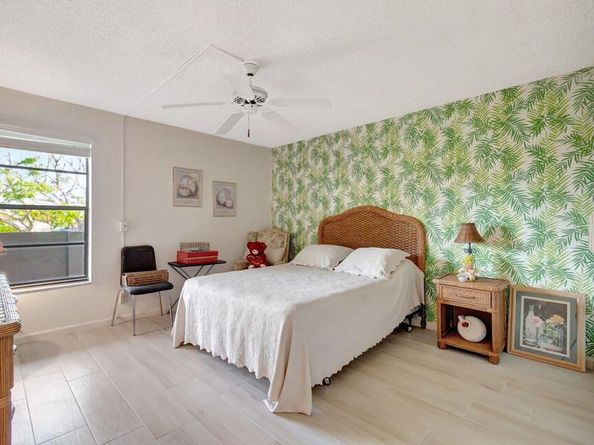 555 Banyan Tree Lane 302, Delray Beach FL 33483