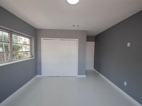 2221 SW 13th St, Miami FL 33145