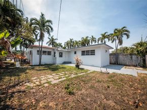 2221 SW 13th St, Miami FL 33145
