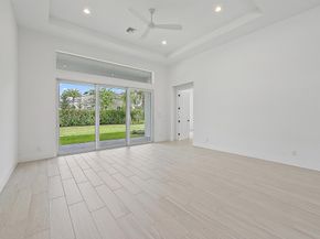 10151 Driftwood Way, Palm Beach Gardens FL 33412