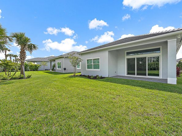 10151 Driftwood Way, Palm Beach Gardens FL 33412