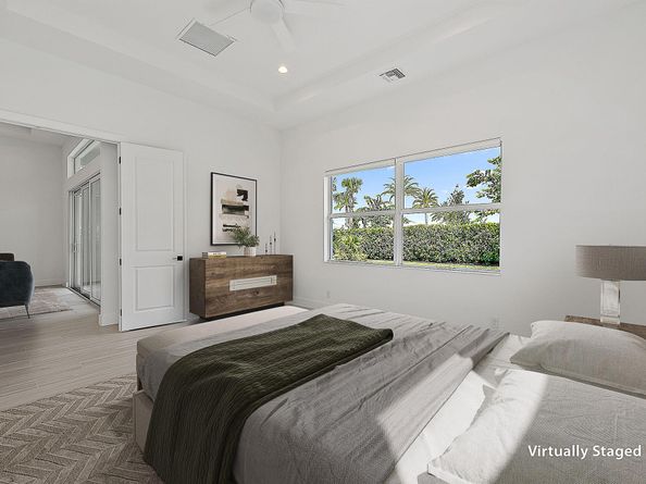 10151 Driftwood Way, Palm Beach Gardens FL 33412