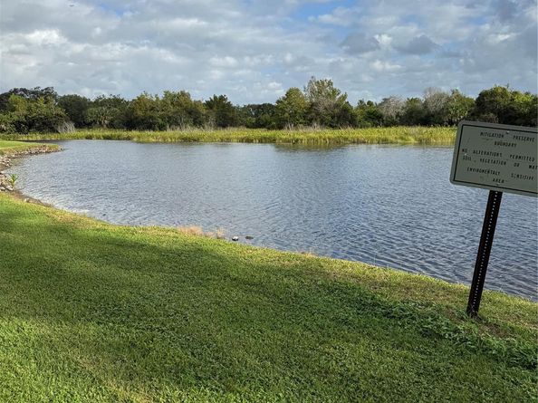 936 W tropical way, Plantation FL 33317