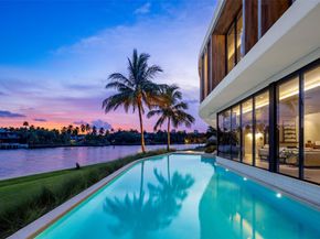 516 Mola Ave, Fort Lauderdale FL 33301