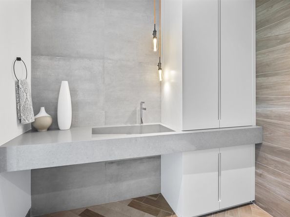 516 Mola Ave, Fort Lauderdale FL 33301