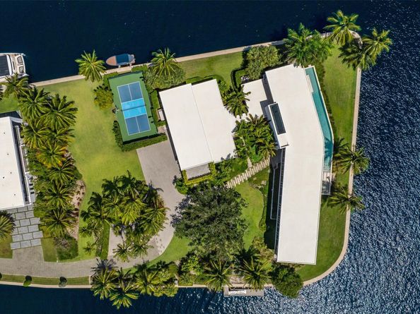 516 Mola Ave, Fort Lauderdale FL 33301