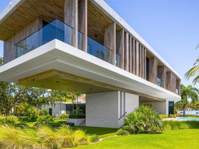 516 Mola Ave, Fort Lauderdale FL 33301