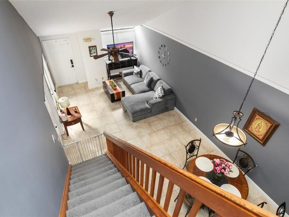 7108 Sportsmans Dr 7108, North Lauderdale FL 33068