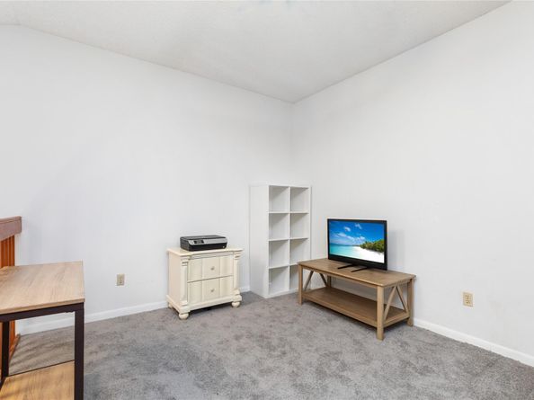 7108 Sportsmans Dr 7108, North Lauderdale FL 33068