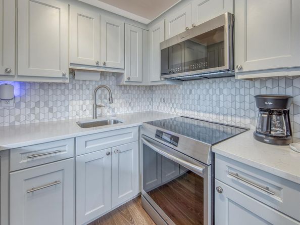 2400 Lake Osborne Drive 205, Lake Worth Beach FL 33461