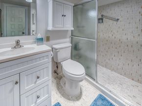 2400 Lake Osborne Drive 205, Lake Worth Beach FL 33461