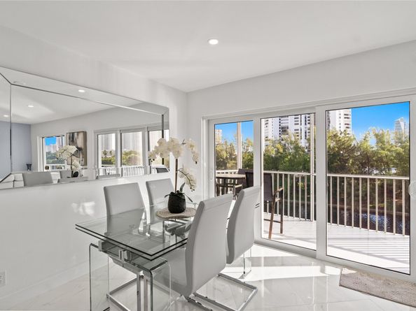 300 Diplomat Pkwy 616, Hallandale Beach FL 33009