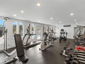 300 Diplomat Pkwy 616, Hallandale Beach FL 33009