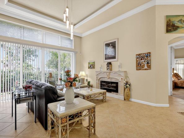 2613 Arbor Lane, Royal Palm Beach FL 33411