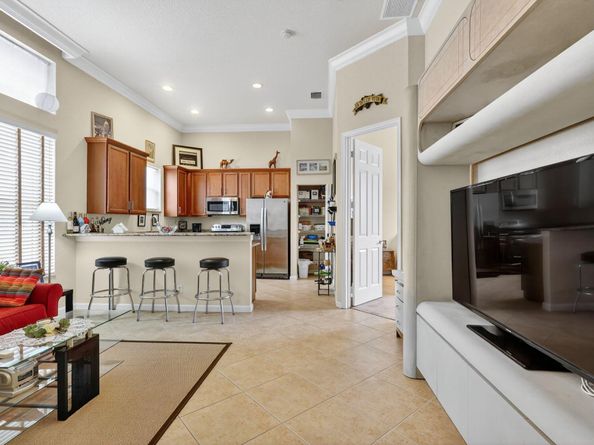 2613 Arbor Lane, Royal Palm Beach FL 33411