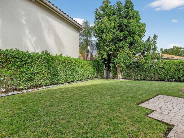 2565 NW 52nd Street, Boca Raton FL 33496